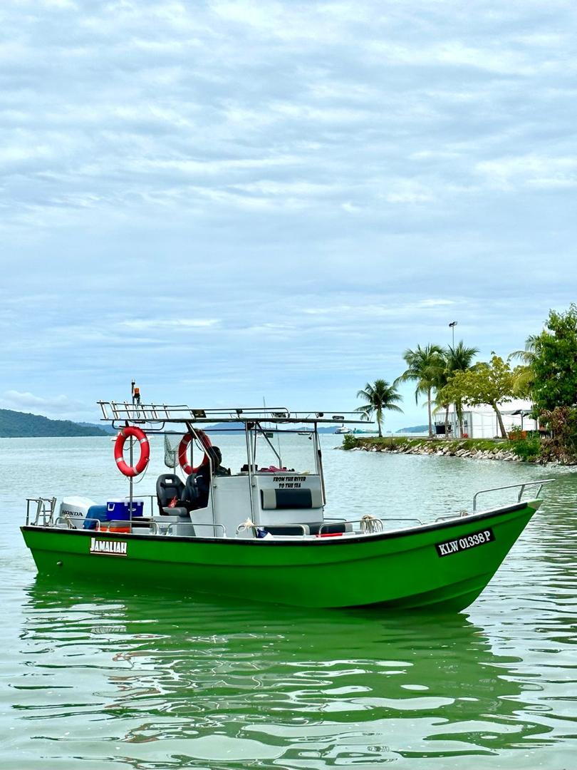 bot hijau langkawi, Things to do in Langkawi, escapy travel, escapy travel magazine, travel Malaysia, travel in Langkawi, things to do in Langkawi, things to do in Malaysia, places to visit in Malaysia, places to visit in Langkawi, what to do in Langkawi, what to do in Malaysia, fishing in Langkawi, fishing in Malaysia, places to fish in Langkawi, places to fish in Malaysia, travel asia, fun things in Langkawi, must do in Langkawi, recommended in Langkawi, asia travel, asia travel magazine, Langkawi, Malaysia, what is in Langkawi, what is in malaysia