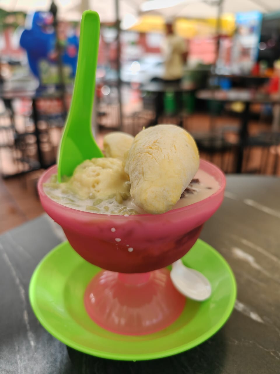 best travel magazine asia, travel asia, where to eat in Malaysia, where to eat in Melaka, what to eat in Melaka, recommended food in Melaka, recommended restaurants in Melaka, foodie Melaka, must eat in Melaka, recommended food places in Melaka, cendol, best cendol in Melaka, where to eat cendol in Melaka, best cendol, number one cendol, Melaka cendol, cendol jam besar, cendol by Melaka river, Malaysia travel, Melaka travel, tourism Melaka, travel Melaka, Malaysia travel magazines