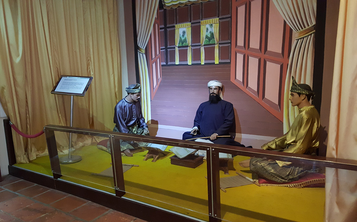 museums in melaka, museums in malacca, Historical and Ethnography Museum melaka, Historical and Ethnography Museum malacca, places to see, places to visit in melaka, places in melaka, recommended in melaka, recommended in malacca, Escapy Travel, Escapy Travel Magazine, Escapy Magazine, travel magazine, travel Escapy, escapy, Asean Publisher, Asean Publisher magazine, education museum, museums in melaka, education museum melaka, melaka museums,