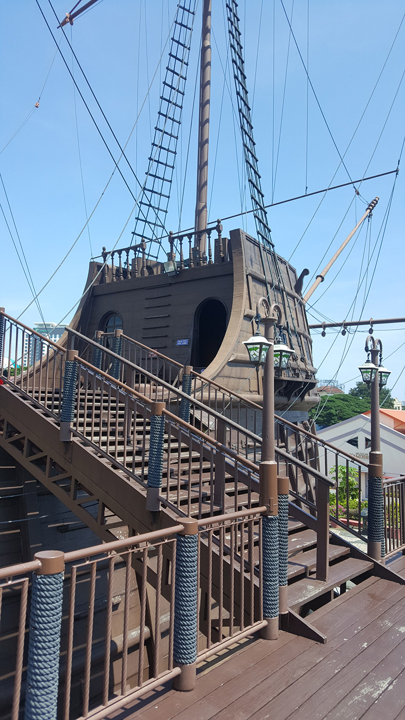 maritime museum Melaka, things to do in Malaysia, places to visit Melaka, things to do in Melaka, things to do with family in Melaka, things to do with family in Malaysia, Flor de la mar, frol de la mar, Portuguese ship in Melaka, Portuguese carrack, samudera museum Melaka, maritime museum, alfonso de Albuquerque, afonso de Albuquerque, Brás de Albuquerque