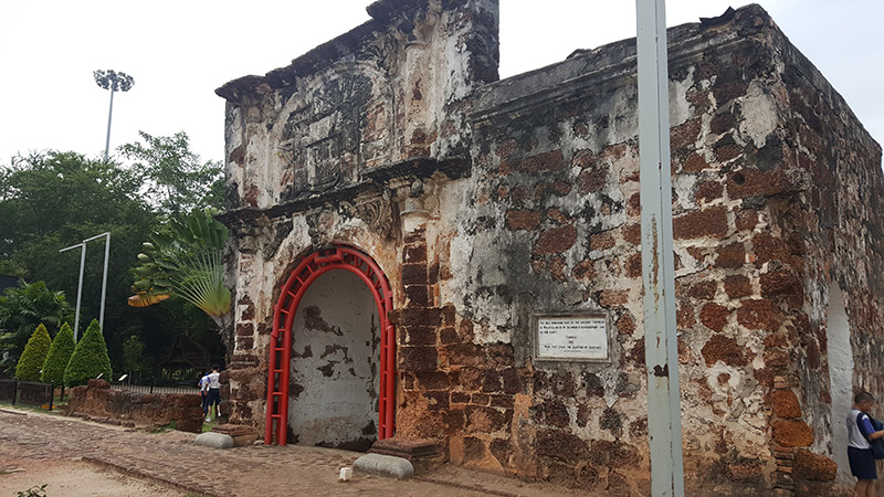 what to do in Malacca, things to do in Melaka, visiting melaka, must do in Melaka, visit Melaka, Escapy Travel, Escapy Travel Magazine, Escapy Magazine, travel magazine, travel Escapy, escapy, Asean Publisher, Asean Publisher magazine, fun things to do in melaka, places to visit in melaka, fort in melaka, melaka fort, Portuguese fort, A'Famosa, famosa, afamosa fort, fort fomosa, a famosa fort, afamosa fort melaka, A'famosa melaka,