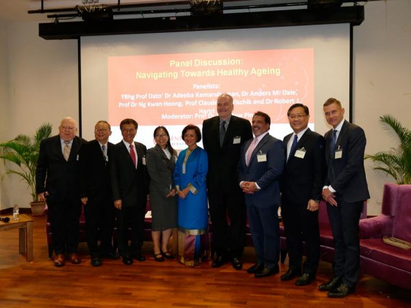 Photo-4--Eminent-Speakers-Conference-Series-'Navigating-Towards-Healthy-Ageing'