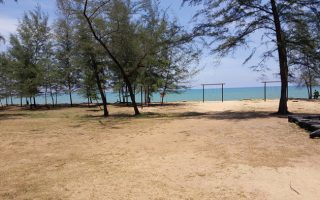 beaches in Kuantan, places to visit in Kuantan, what to do in Kuantan, Things to do in Kuantan, beaches in Pahang, sand, sea, and sun Kuantan, fun in Kuantan, where to go in Kuantan, must visit places in Kuantan, recommended beaches in Kuantan, things to see in Kuantan, beaches in Malaysia, special beaches in Malaysia, pantai Teluk Mak Nik, Monica Bay Kemaman, What to do in Kemaman, What to do in Monica Bay, beautiful beaches of Malaysia,